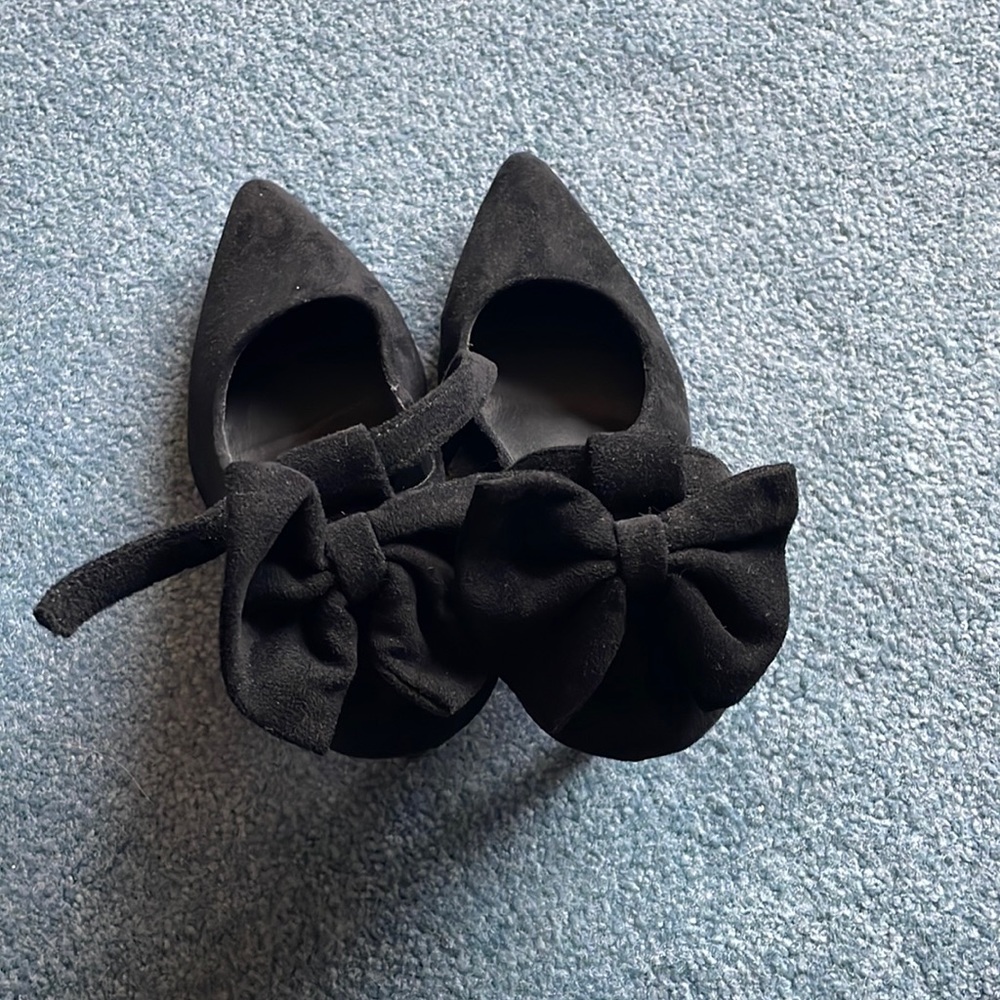 Black heels